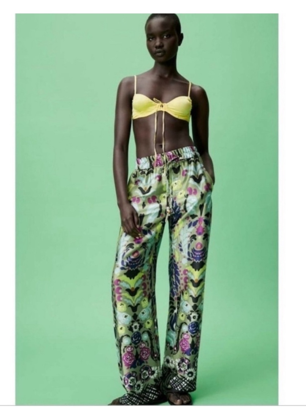 NWOT Zara Multi Color Floral Print Satin Effect Flowy Wide Leg Palazzo Pants L